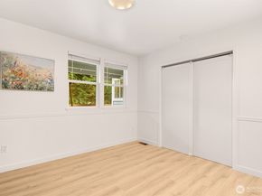 18913 136th Avenue NE, Woodinville WA 98072
