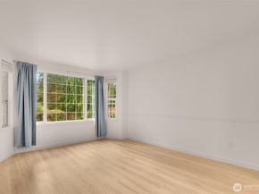 18913 136th Avenue NE, Woodinville WA 98072
