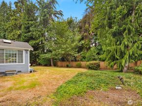 18913 136th Avenue NE, Woodinville WA 98072