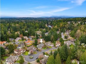 2122 221st Place NE, Sammamish WA 98074