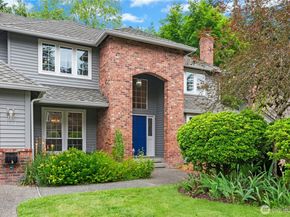 2122 221st Place NE, Sammamish WA 98074