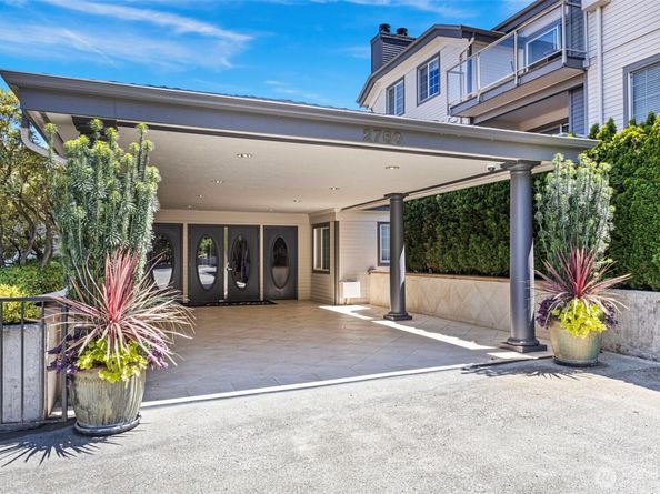 2760 76th Avenue SE 407, Mercer Island WA 98040