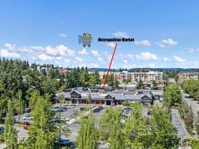 2760 76th Avenue SE 407, Mercer Island WA 98040