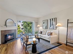 2760 76th Avenue SE 407, Mercer Island WA 98040