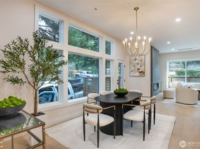 18607 104th Avenue NE A, Bothell WA 98011