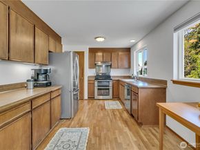 10510 SE 233rd Place, Kent WA 98031