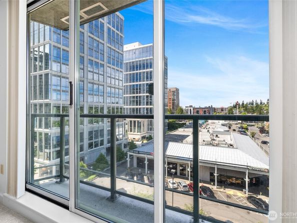 1100 106th Avenue NE 609, Bellevue WA 98004
