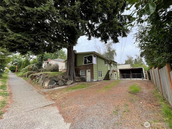 1706 NE 82nd Street, Seattle WA 98115