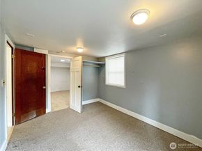 1706 NE 82nd St, Seattle WA 98115