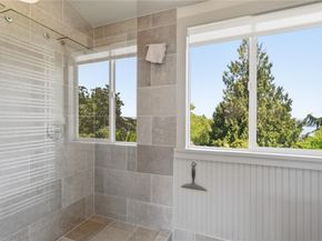 614 35th Avenue, Seattle WA 98122