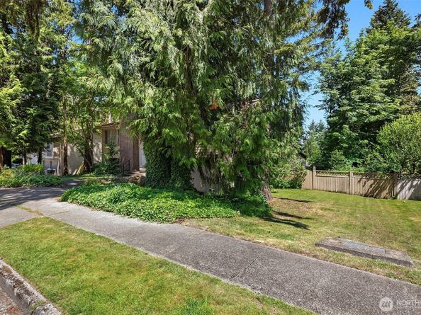 8108 138th Avenue NE, Redmond WA 98052