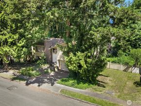 8108 138th Avenue NE, Redmond WA 98052
