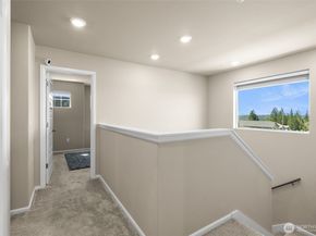 930 Timberline Avenue, Bremerton WA 98312