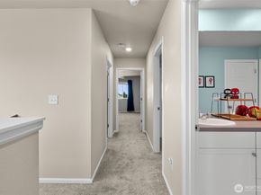930 Timberline Avenue, Bremerton WA 98312