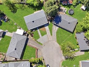 1615 N 196th Place, Shoreline WA 98133