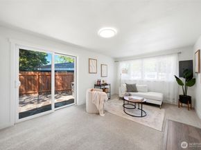 1615 N 196th Place, Shoreline WA 98133
