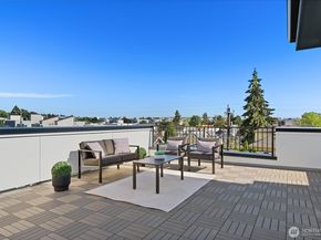 1762 NW 60th Street B, Seattle WA 98107