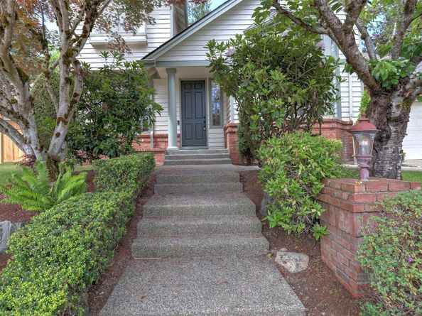 10711 177th Court NE, Redmond WA 98052