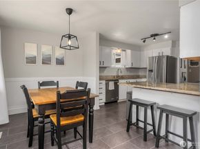 1030 118th Place SE, Everett WA 98208