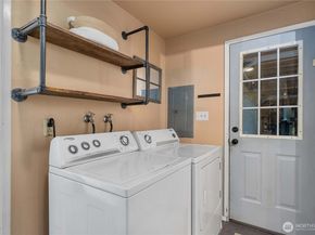 1030 118th Place SE, Everett WA 98208