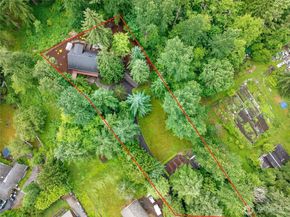 22005 SE 28th Street, Sammamish WA 98075