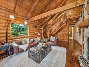 22005 SE 28th Street, Sammamish WA 98075