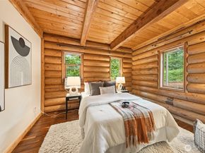 22005 SE 28th Street, Sammamish WA 98075