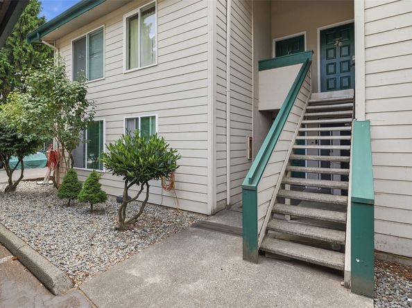 1102 8th Street NE 20, Auburn WA 98002