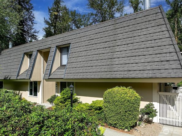 9901 NE 124th Street 503, Kirkland WA 98034