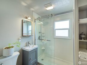 8451 35th Avenue SW, Seattle WA 98126