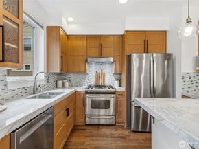 3131 SW Raymond Street, Seattle WA 98126