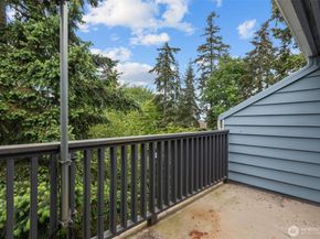 2630 S 226th C302, Des Moines WA 98198
