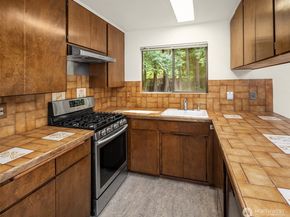 5709 80th Avenue SE, Mercer Island WA 98040