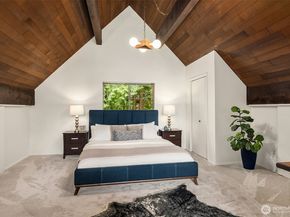 5709 80th Avenue SE, Mercer Island WA 98040