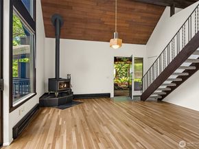 5709 80th Avenue SE, Mercer Island WA 98040