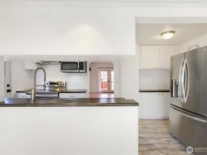 3733 D Street, Bremerton WA 98312