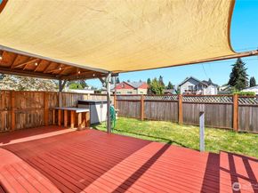 3733 D Street, Bremerton WA 98312