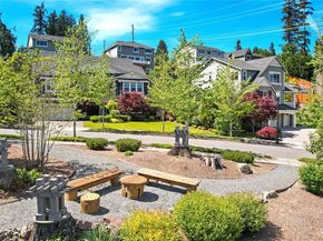 10922 NE 194th Drive, Bothell WA 98011