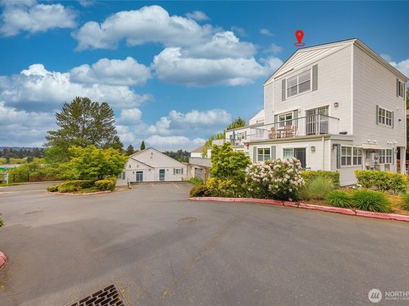 3980 129th Place SE B203, Bellevue WA 98006