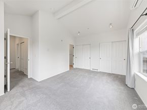 3980 129th Place SE B203, Bellevue WA 98006