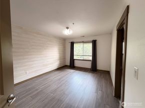 2115 201st Place SE D5, Bothell WA 98012