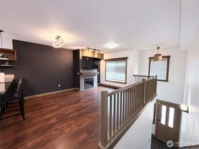 2115 201st Place SE D5, Bothell WA 98012