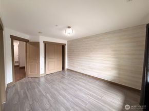 2115 201st Place SE D5, Bothell WA 98012