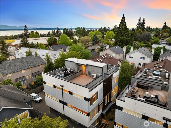 9043 C Mary Avenue NW, Seattle WA 98117