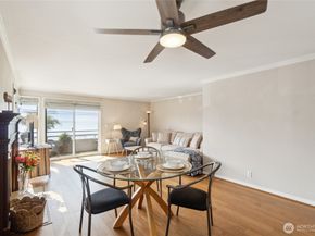 4222 Beach Drive SW 202, Seattle WA 98116