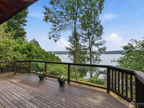 500 W Lake Sammamish Parkway NE, Bellevue WA 98008