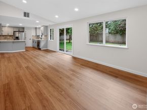 320 213th Place SW, Bothell WA 98021