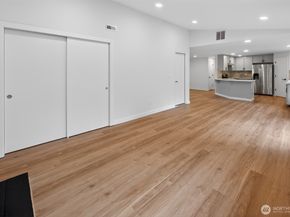 320 213th Place SW, Bothell WA 98021