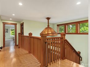 15390 Broom Street NE, Bainbridge Island WA 98110