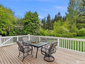 15390 Broom Street NE, Bainbridge Island WA 98110